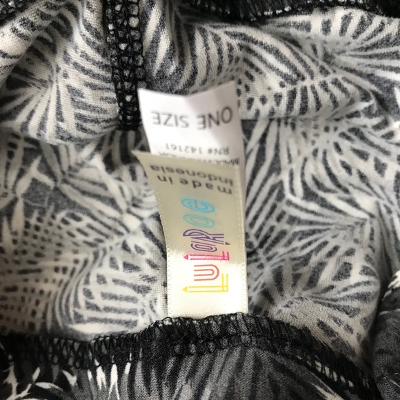 Grey palm OS leggings! Great condition! - Picture 4 of 4